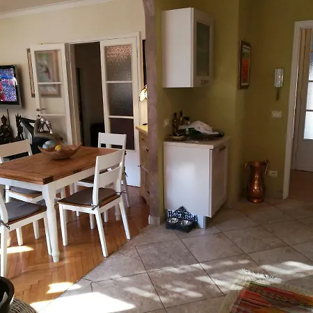 Davinci Apartment